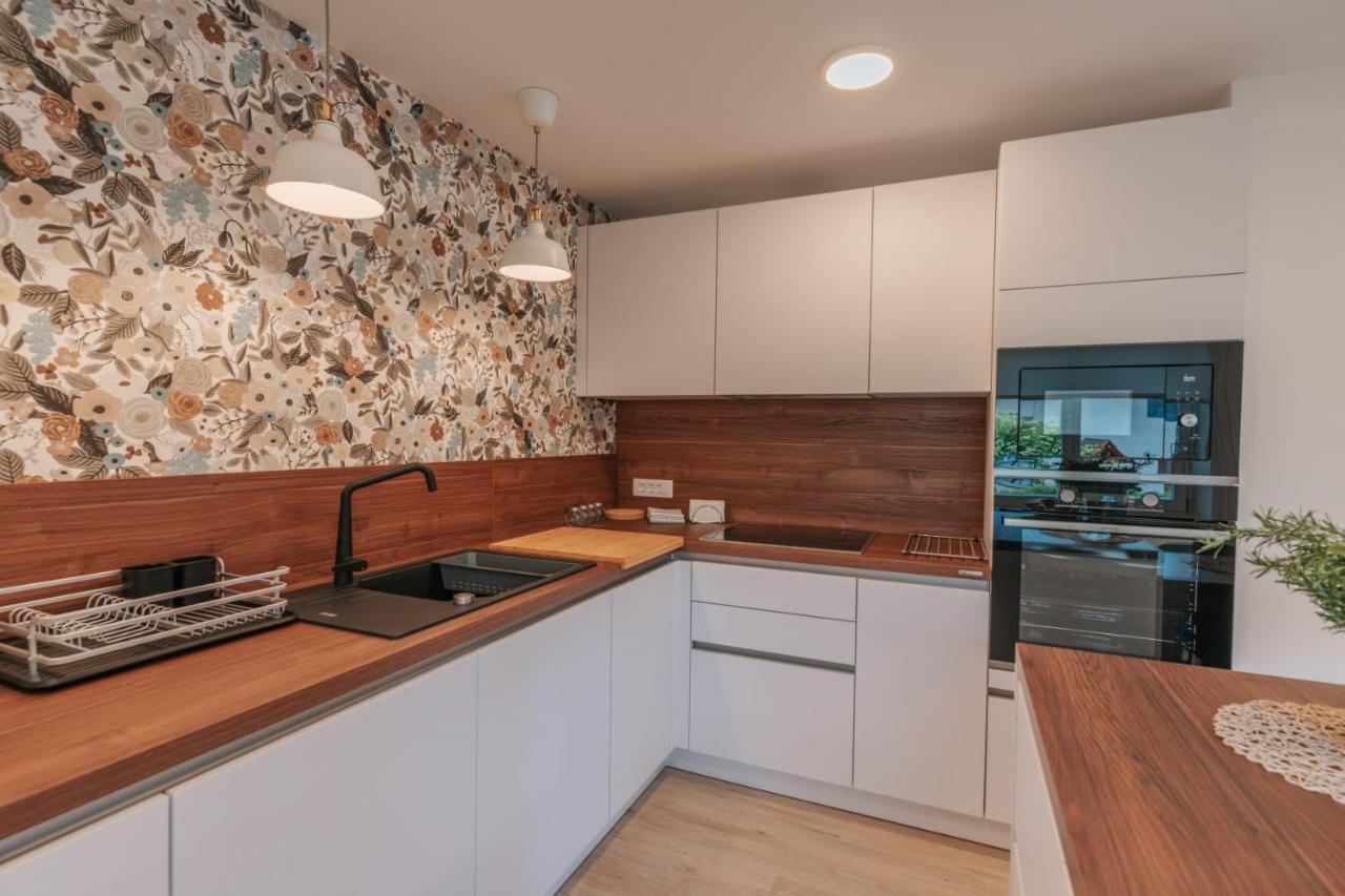 Apartma Lamberger Zirovnica Εξωτερικό φωτογραφία