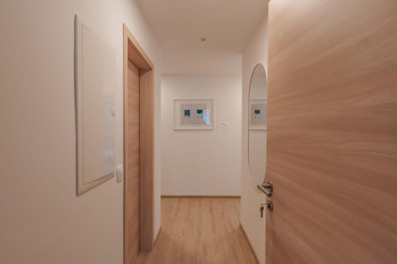 Apartma Lamberger Zirovnica Εξωτερικό φωτογραφία